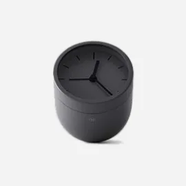 Simple Black Clock - 飞燕直播